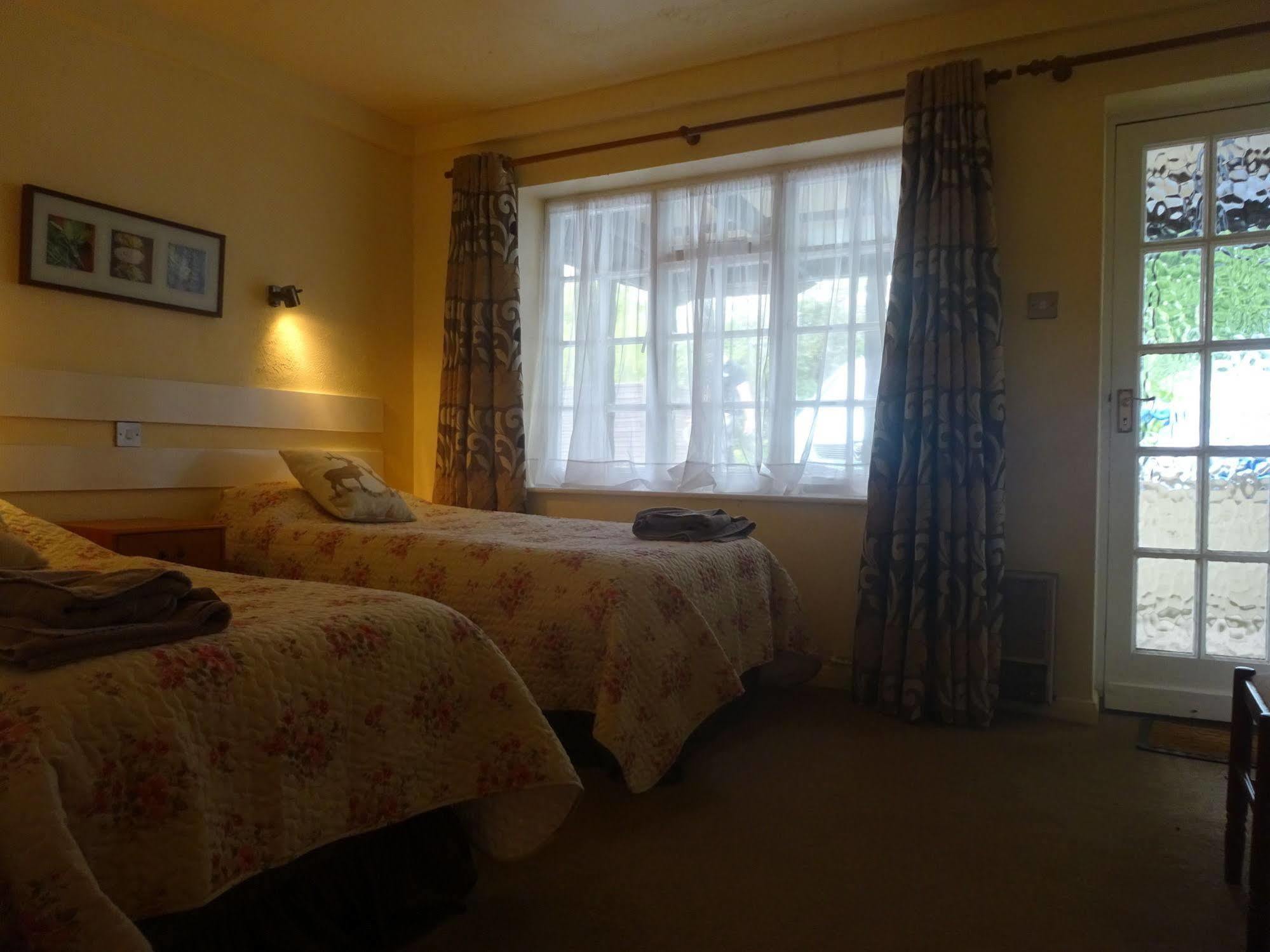 Chequers Inn Harrogate Eksteriør bilde