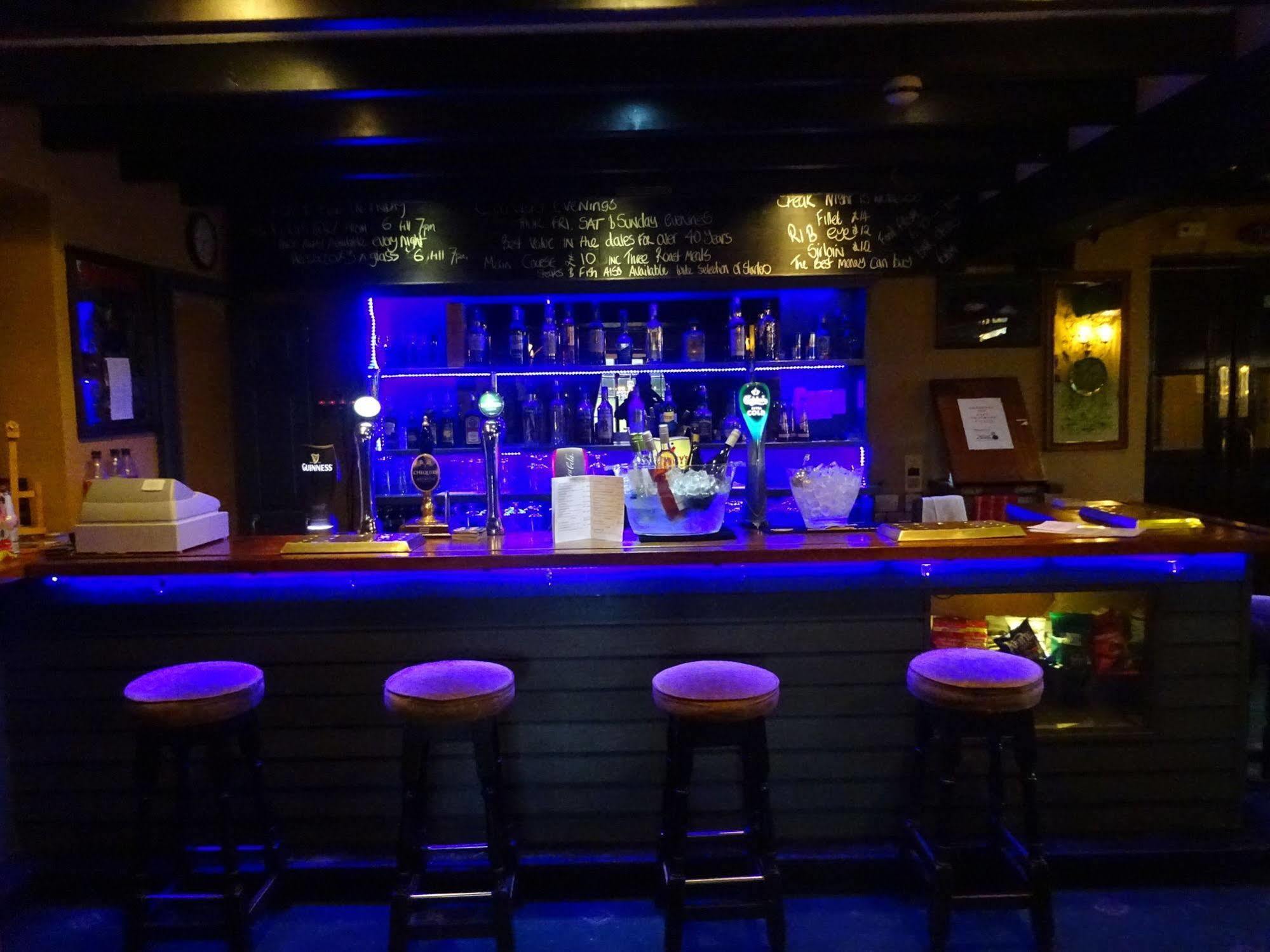 Chequers Inn Harrogate Eksteriør bilde